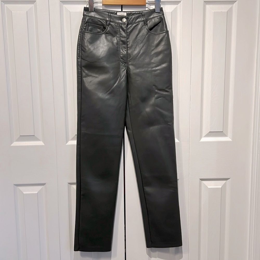 Aritzia‎ Wilfred Grey Faux Leather High Rise Straight Leg Pants Size 4